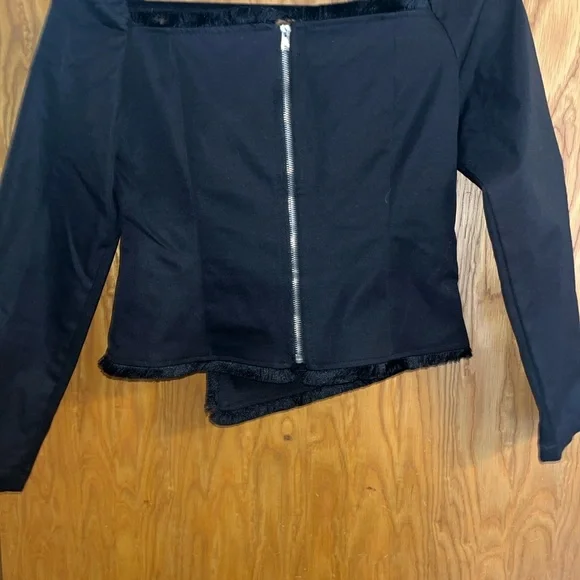 Elegant Black Women's Jacket - Picture 5 of 10